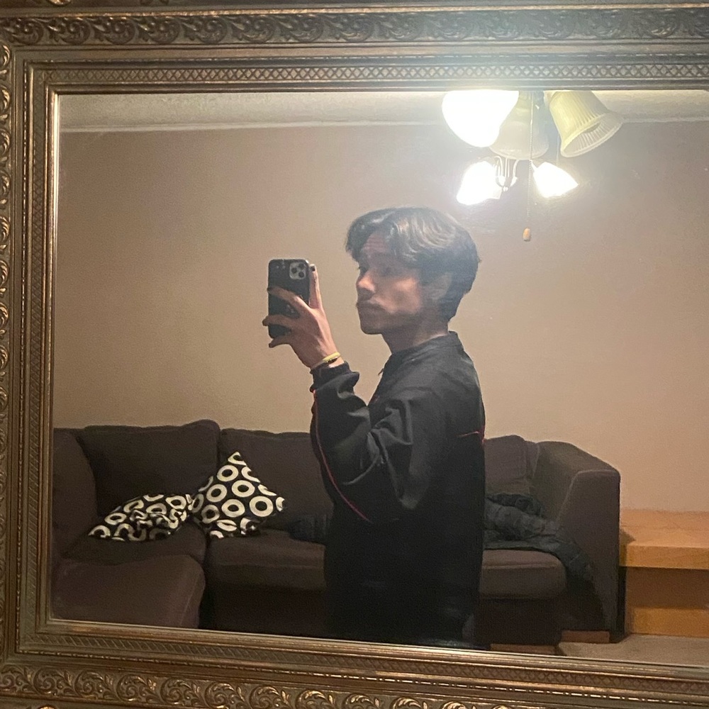 Meet your Posher, Moisés